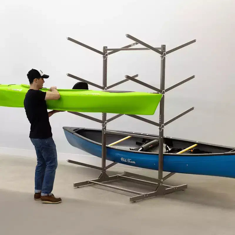 Range de rangement autonome pour équipements de sports nautiques
