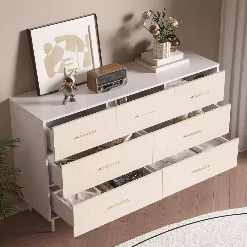 Commode 7 tiroirs, commode moderne avec poignées en métal doré, commode en bois pour chambre à coucher avec pieds en métal robustes, organisateur de rangement blanc
